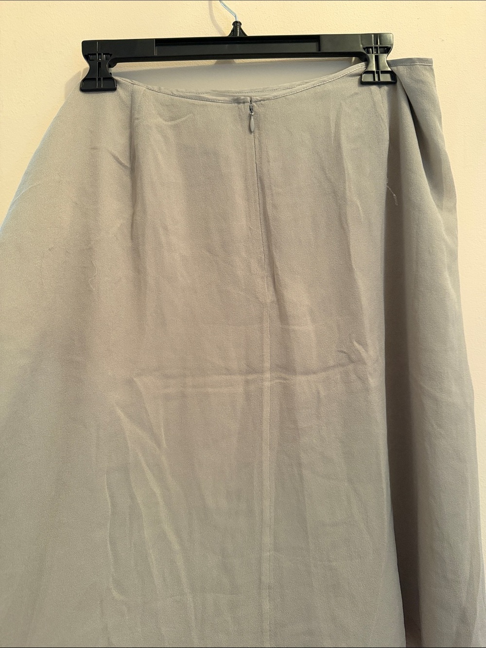 Pure DKNY Women's Light Gray Silk Pleated A-Line Skirt 6 - Picture 4 of 11